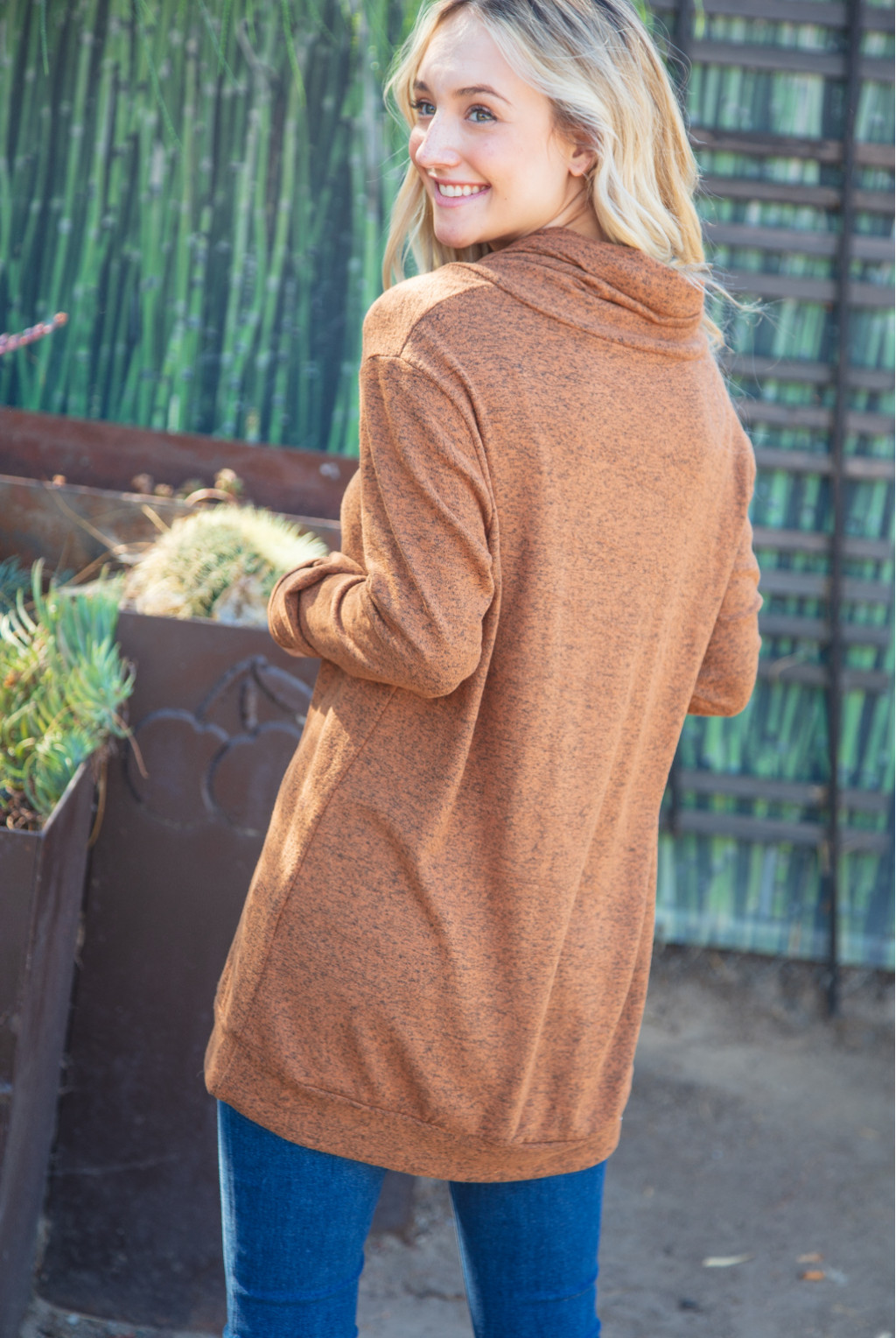 TWO TONE HACCI KNIT SWEATER WITH BUTTON DETAIL TWO TONE HACCI KNIT SWEATER WITH BUTTON DETAIL